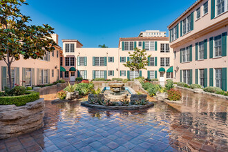 Lindbrook Manor Apartments in Los Angeles, CA - Building Photo - Building Photo