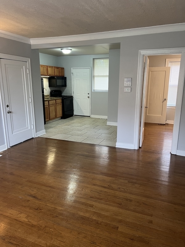 property at 1238 W 90th St