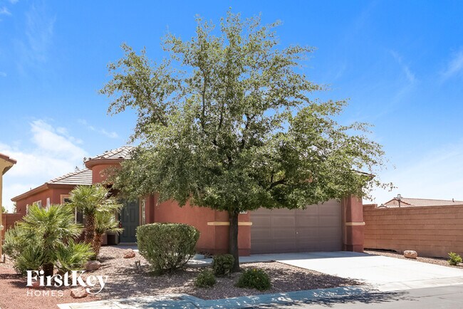 8900 Magnolia Point Ct in Las Vegas, NV - Building Photo - Building Photo