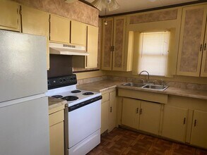 809-811 E Cherry St-Unit -809 in Sherman, TX - Building Photo - Building Photo