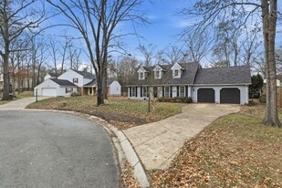 3454 Tamarack Ct in Waldorf, MD - Building Photo