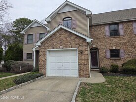 22 Weller Pl in Holmdel, NJ - Building Photo