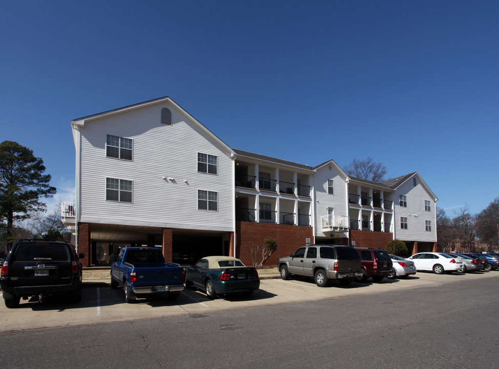 University Square in Tuscaloosa, AL - Building Photo