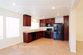 9434 Fort Concho St in Las Vegas, NV - Building Photo - Building Photo