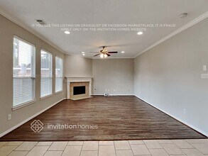 38 N Spinning Wheel Cir in Spring, TX - Building Photo - Building Photo