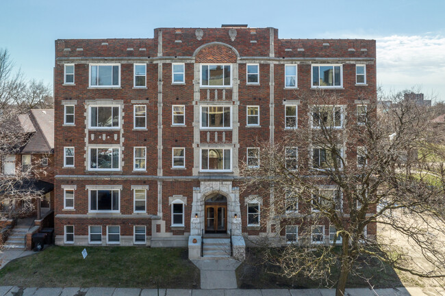 Hazelwood Apartments in Detroit, MI - Foto de edificio - Building Photo