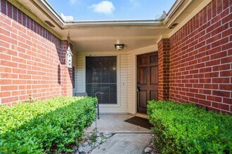 5418 Roserock Ln in Spring, TX - Building Photo - Building Photo