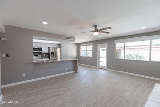 1224 E Campus Dr in Tempe, AZ - Building Photo - Building Photo