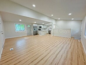 835 Minnesota Ln in Plymouth, MN - Building Photo - Building Photo