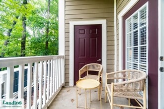 655 W Mallard Creek Church Rd in Charlotte, NC - Building Photo - Building Photo