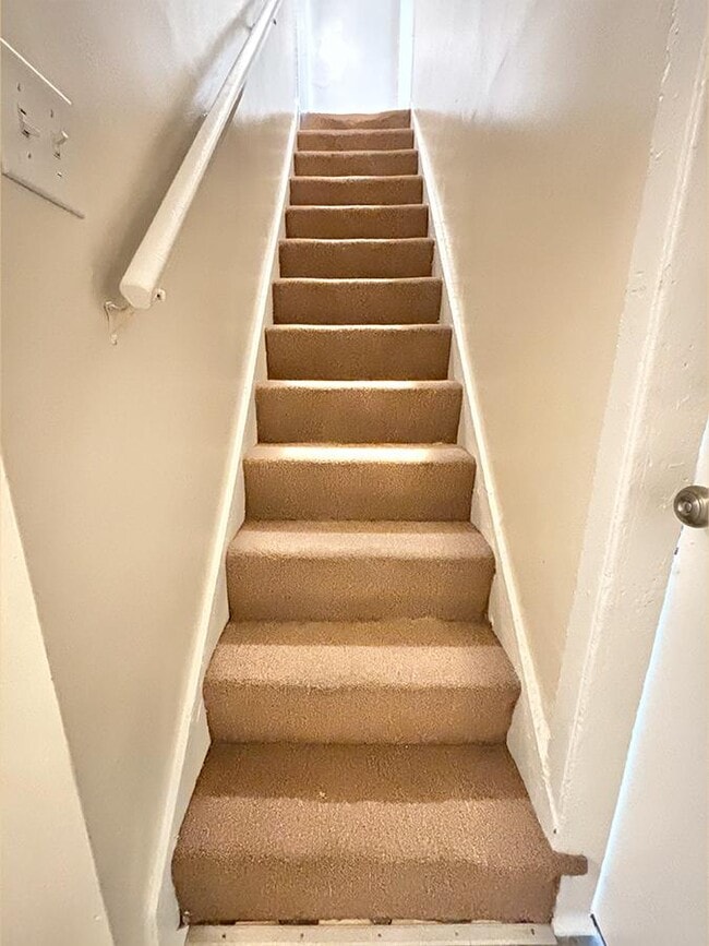 815 N Caroline St in Baltimore, MD - Foto de edificio - Building Photo