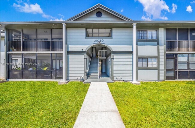 20760 NE 4th Ct in Miami, FL - Building Photo - Building Photo