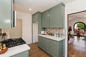 6109 Falcon Ave in Long Beach, CA - Building Photo - Building Photo