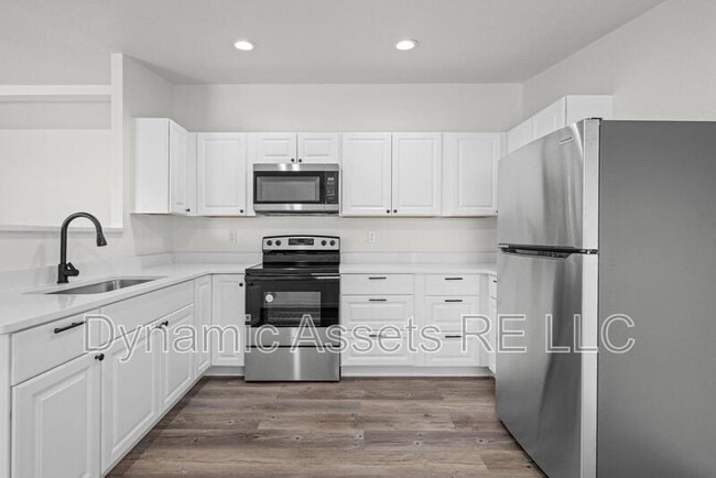 403 N Walnut St in Pittsburg, KS - Building Photo - Building Photo