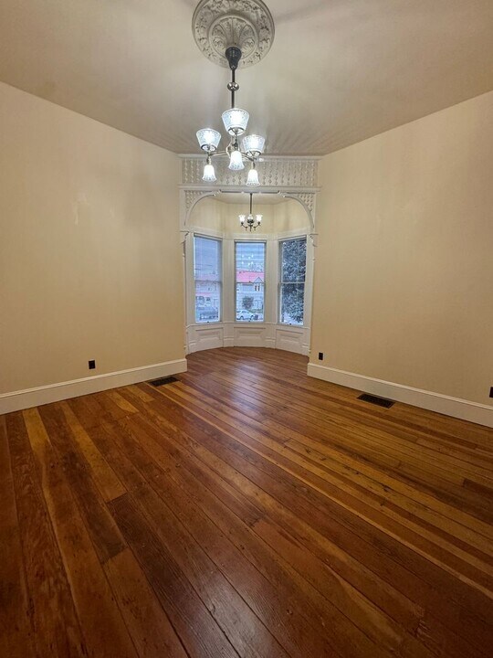 110 Richardson St in Grass Valley, CA - Building Photo