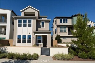 609 Gadwall in Irvine, CA - Building Photo