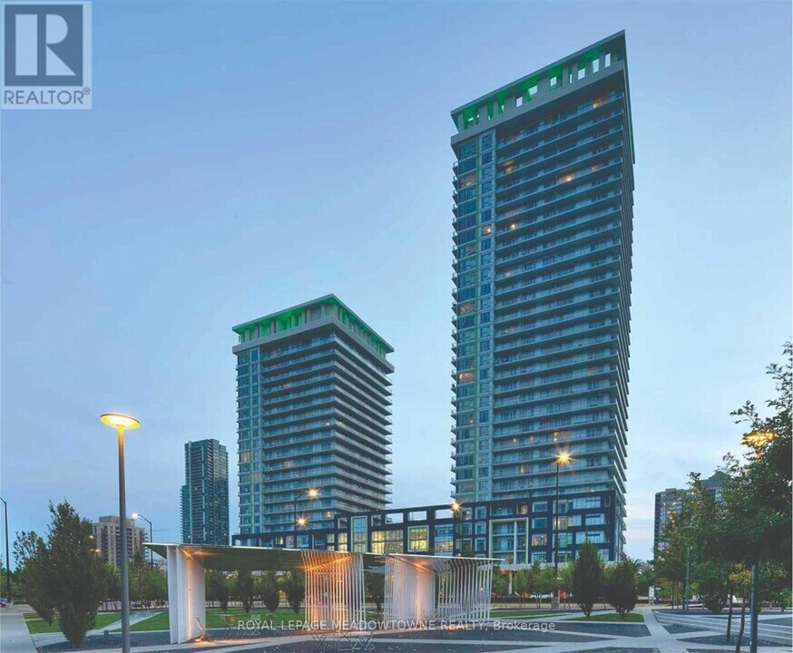 365-1365 Prince of Wales Dr in Mississauga, ON - Building Photo