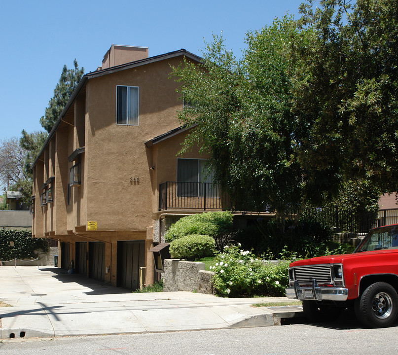 259 N Chester Ave in Pasadena, CA - Building Photo