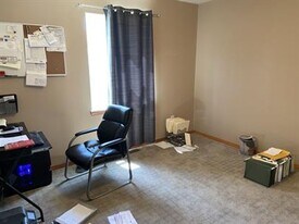 55 W Dooley Ln in Belgrade, MT - Building Photo