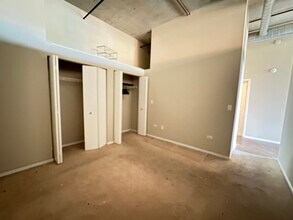 6 S Laflin St, Unit 303 in Chicago, IL - Building Photo - Building Photo