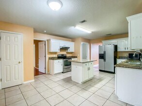 9121 Sebring Dr in Pensacola, FL - Building Photo - Building Photo