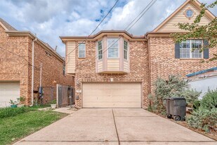 5530 Kansas St in Houston, TX - Building Photo