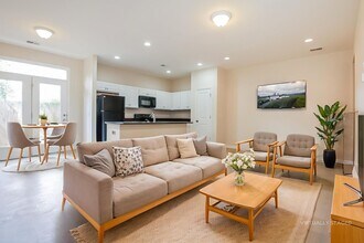 34 Rivers Point Row in Charleston, SC - Building Photo - Building Photo