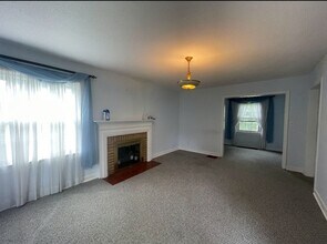 4403 Cypress Ln SW in Knoxville, TN - Building Photo - Building Photo