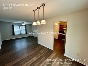 662 Lakewood Dr in Lake St. Louis, MO - Building Photo - Building Photo