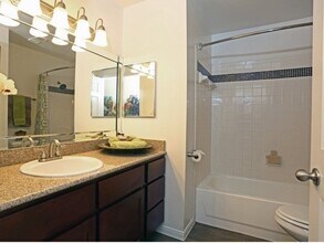 2600 Gracy Farms Ln, Unit 1124 in Austin, TX - Building Photo - Building Photo