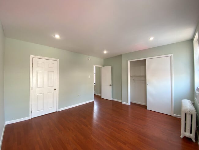 1414 Snyder Ave, Unit 2nd Floor