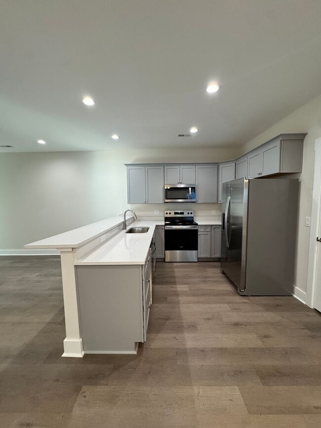 property at 109 Brawley Villas Pl