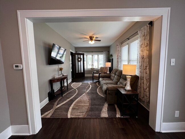 property at 283 S Michigan Ave