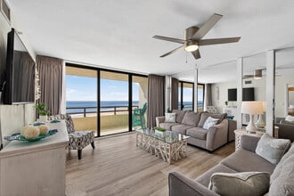 3859 S Atlantic Ave in Daytona Beach Shores, FL - Building Photo - Building Photo