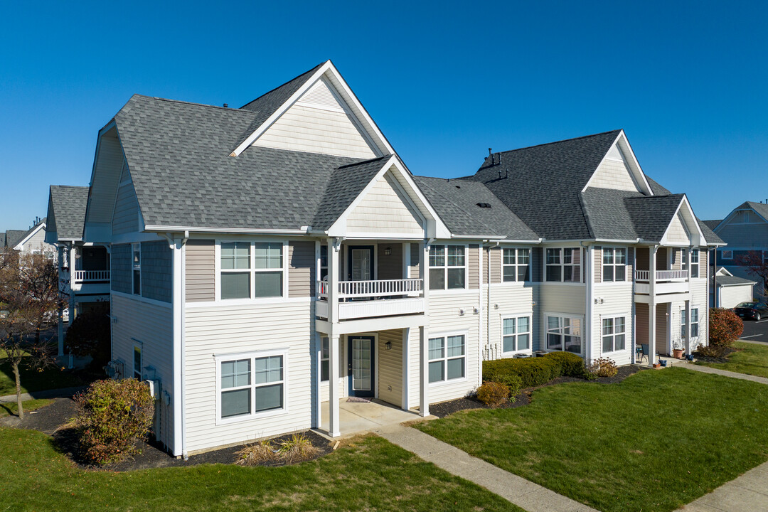 Preston Pointe in Canal Winchester, OH - Foto de edificio