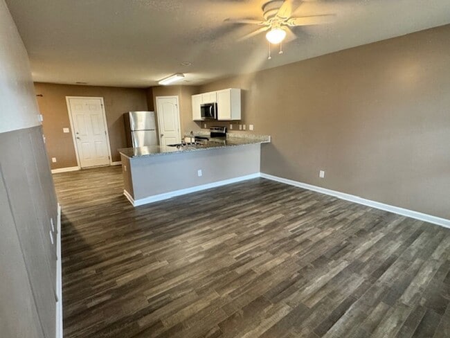 201 N Sanford Ave in Lagrange, GA - Building Photo - Building Photo