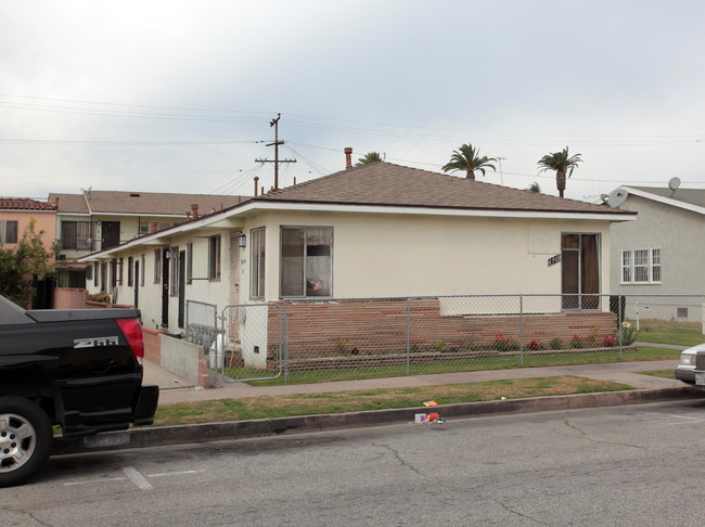 6709 Templeton St in Huntington Park, CA - Foto de edificio - Building Photo