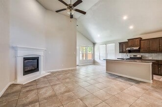 713 Redding Dr in Saginaw, TX - Building Photo - Building Photo