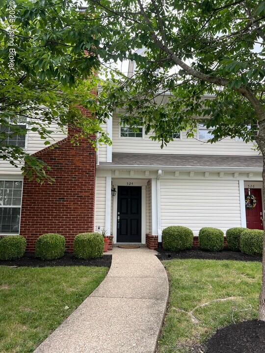 524 Jurich Ct in Simpsonville, KY - Building Photo