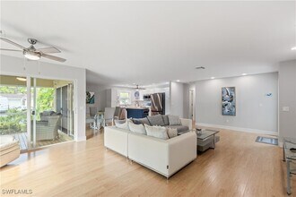 200 Georgetown Blvd in Naples, FL - Building Photo - Building Photo