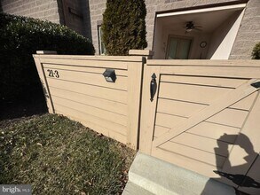 102 Mercer Ct in Frederick, MD - Building Photo - Building Photo