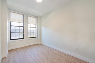 3510 Bergenline Ave in Union City, NJ - Building Photo - Building Photo
