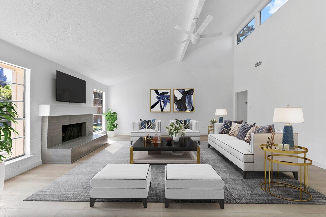 2042 Lexington Woods Dr in Spring, TX - Building Photo