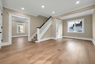 25 Marinus St in Rochelle Park, NJ - Building Photo - Building Photo