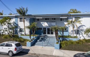 La Loma Apartments in Goleta, CA - Building Photo - Primary Photo