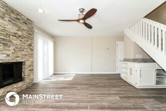 1102 Swan Lake Rd in Edmond, OK - Building Photo - Building Photo