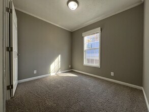 125 E Sourwood Dr in Browns Summit, NC - Building Photo - Building Photo