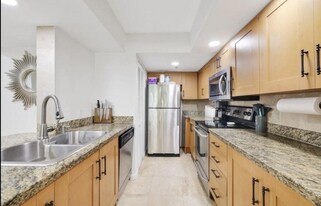 3143 Clint Moore Rd in Boca Raton, FL - Building Photo