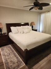 1050 E Ramon Rd, Unit Will Advise in Palm Springs, CA - Building Photo - Building Photo