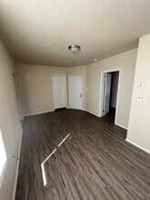 215 E Evans Ave, Unit Apartment A in Pueblo, CO - Foto de edificio - Building Photo
